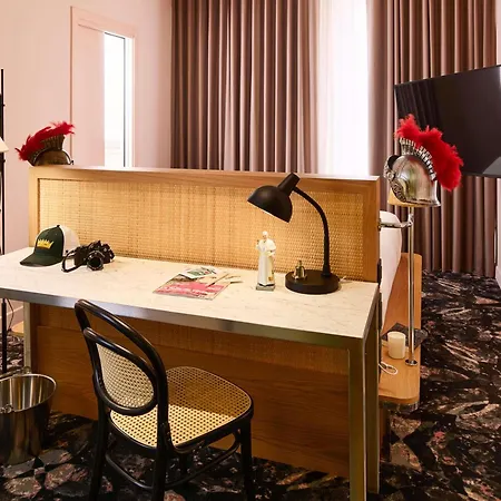 Mama Shelter Hotel