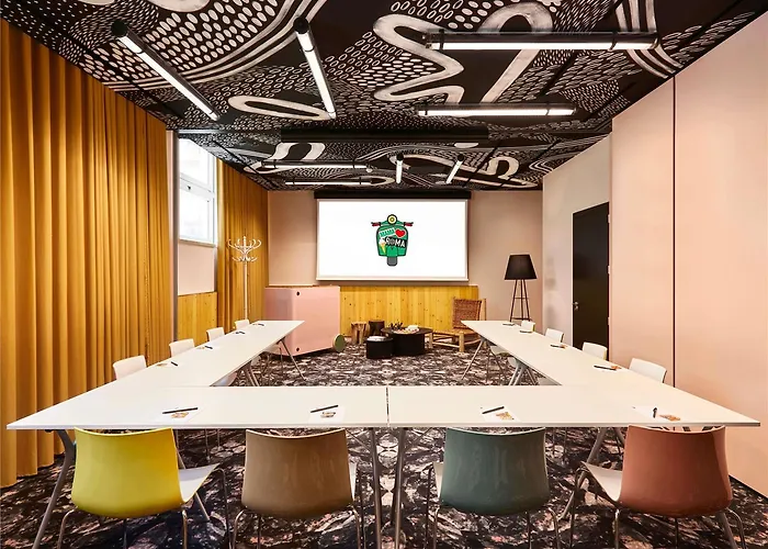 Mama Shelter Hotel 4*