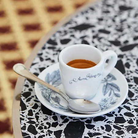 ホテル Mama Shelter