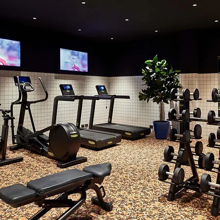 Mama Shelter ホテル 4*